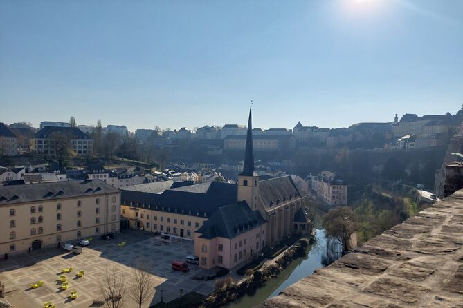 Luxembourg City Cultural Walking Tour - Guides and the human touch: why some tours feel effortless