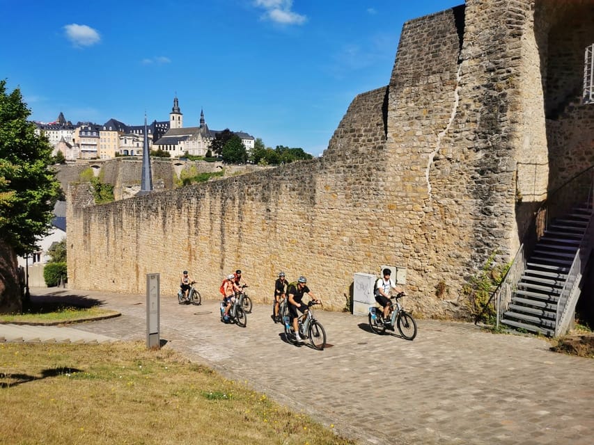 Luxembourg: City E-Bike Rental - Meeting Up at sightseeing.lu and Getting Your Bike Ready