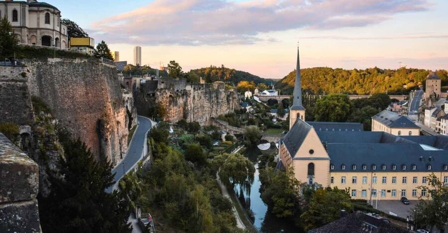 Luxembourg City: Guided Walking Tour with Cultural Insights - Key highlights worth showing up for