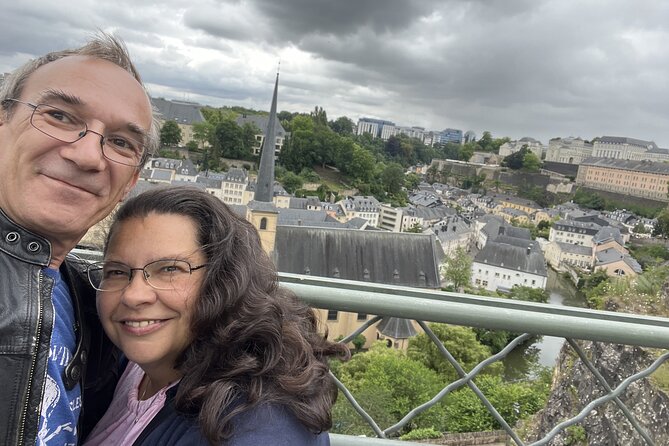 Luxembourg City Romantic Game: Walking Tour & Scavenger Hunt - The app experience: puzzles, offline play, and story style trade-offs