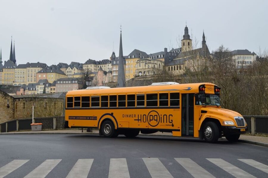 Luxembourg: Gourmet Food Dinner in a Vintage Bus - Food style and the importance of allergies
