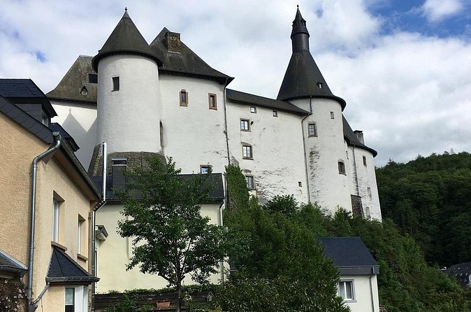 Luxembourg: Private Walking Tour with Local Guide - Price and value for groups up to 15, plus what to budget