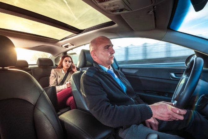 Private airport transfer: from the airport to the city of Luxembourg - When This Transfer Works Best for You