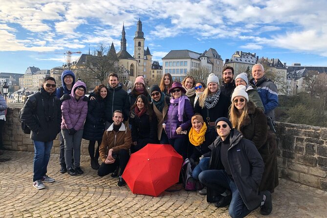Tip-Based Luxembourg Walking Tour in English - Stop 1: Monument to Dicks and Lentz, Your Orientation Kickoff